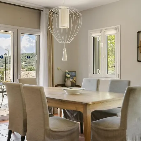 Villa Ribbons By Select *