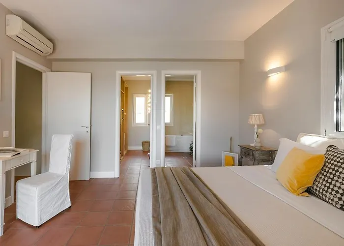 Ribbons By Select Villa Kateliósz